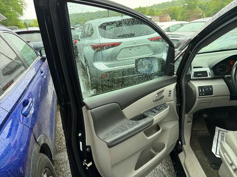 Used 2012 Honda Odyssey Touring image 16