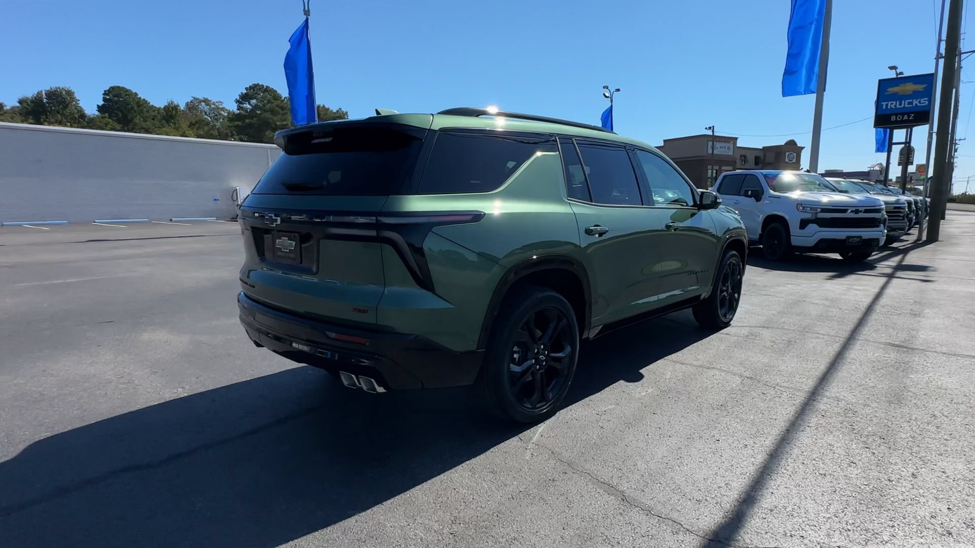 New 2027 Chevrolet Traverse RS w/ LPO, Floor Liner Package AWD/4WD image 8
