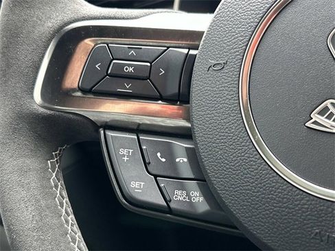 Used 2017 Ford Mustang Shelby GT350 image 30