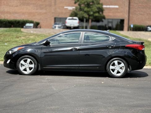 Used 2013 Hyundai Elantra GLS w/ Preferred Pkg FWD image 6