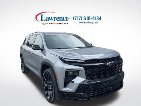 Used 2026 Chevrolet Traverse RS w/ LPO, Floor Liner Package AWD/4WD image 1