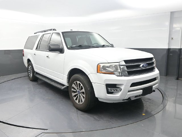 Used 2017 Ford Expedition EL XLT w/ Equipment Group 202A AWD/4WD image 10