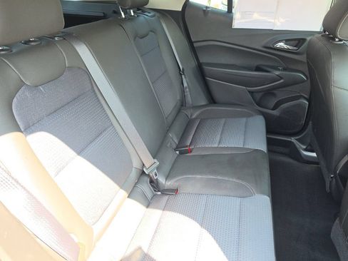 Used 2024 Chevrolet Trax LT w/ Driver Confidence Package FWD image 26