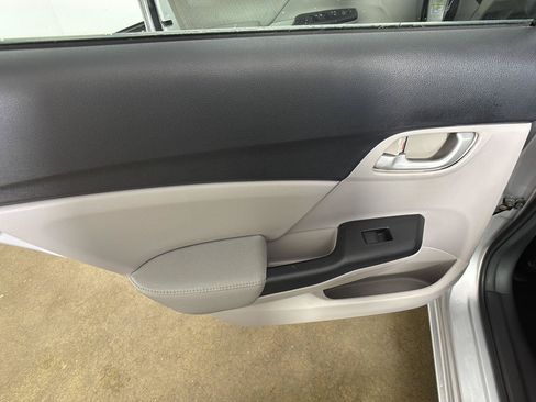 Used 2015 Honda Civic LX image 27