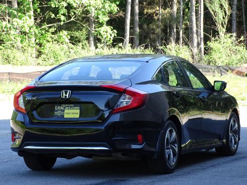 Used 2021 Honda Civic LX image 9