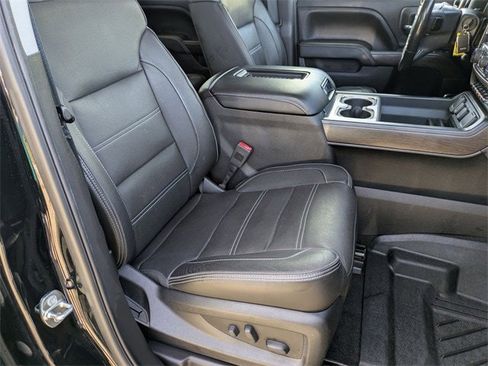 Used 2018 GMC Sierra 1500 Denali image 18