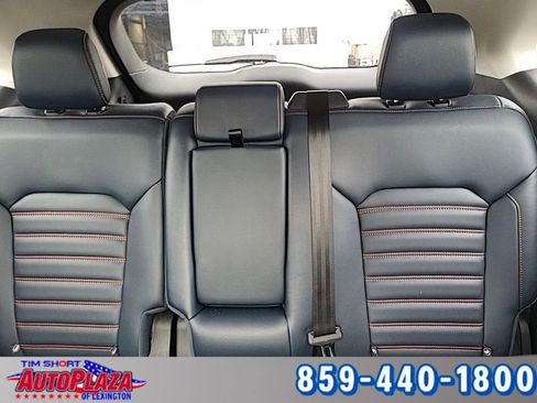 Used 2022 Ford Edge SEL w/ Sport Appearance Package image 9