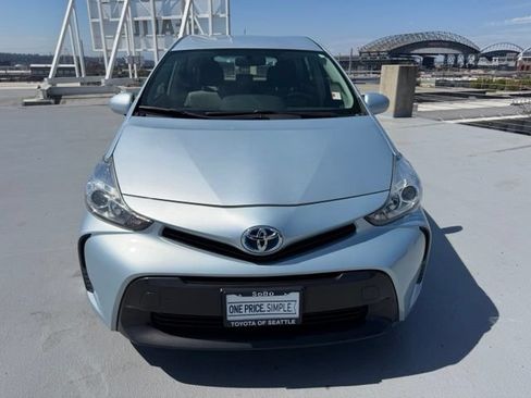 Used 2015 Toyota Prius V Two FWD image 8