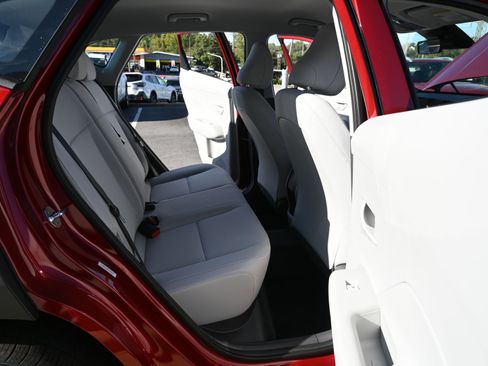 New 2026 Hyundai Kona SE image 28