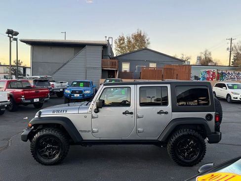 Used 2015 Jeep Wrangler Unlimited Sport image 5