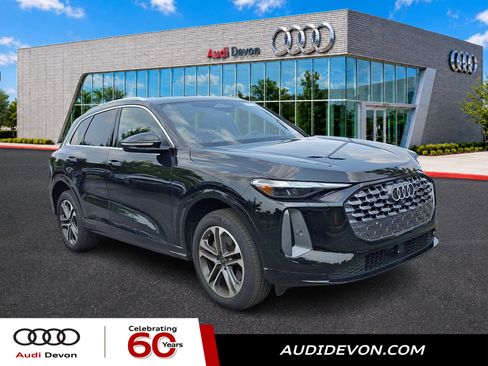 Used 2025 Audi Q5 Premium w/ Convenience Package AWD/4WD image 1