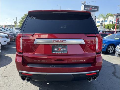 Used 2021 GMC Yukon Denali w/ Denali Premium Package AWD/4WD image 15