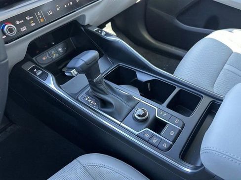 New 2026 Kia Sorento S w/ S Panoramic Sunroof Package FWD image 18