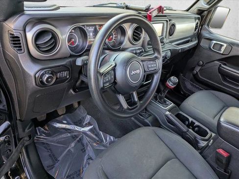 Used 2020 Jeep Wrangler Sport image 10