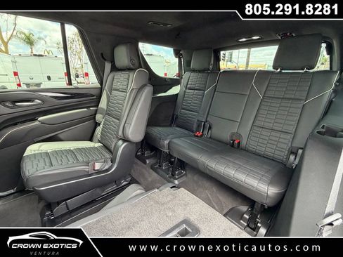 Used 2024 Cadillac Escalade V w/ LPO, ONYX Package AWD/4WD image 40