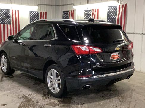 Used 2018 Chevrolet Equinox Premier image 4