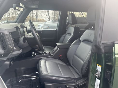 Used 2024 Ford Bronco Everglades image 15