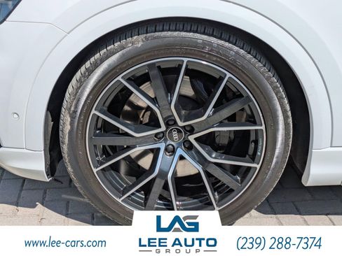 Used 2021 Audi SQ8 Prestige w/ Prestige Package AWD/4WD image 9