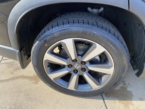 Used 2024 Honda Pilot Touring image 30