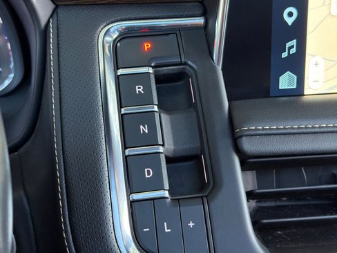 Used 2023 Chevrolet Tahoe Premier image 29