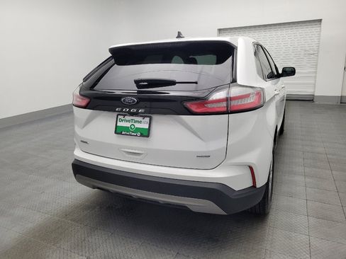 Used 2024 Ford Edge SEL image 7