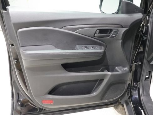 Used 2023 Honda Passport EX-L image 13