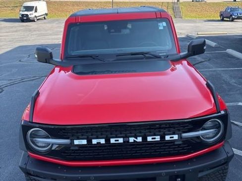 Used 2024 Ford Bronco Wildtrak AWD/4WD image 7