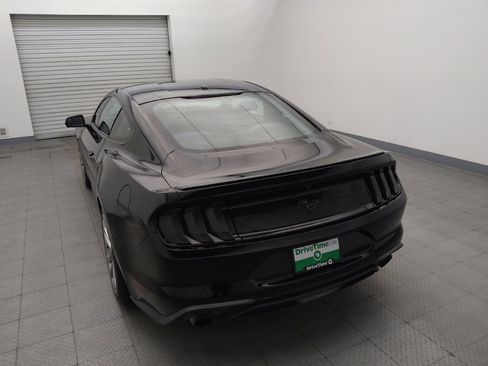 Used 2019 Ford Mustang Coupe w/ Black Accent Package RWD image 6