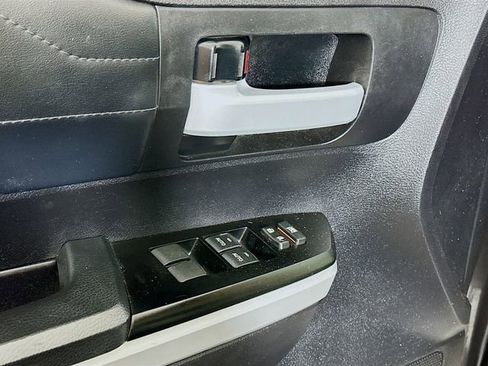 Used 2021 Toyota Tundra Limited w/ Limited Premium Package image 18