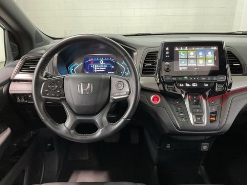 Used 2023 Honda Odyssey Sport image 9