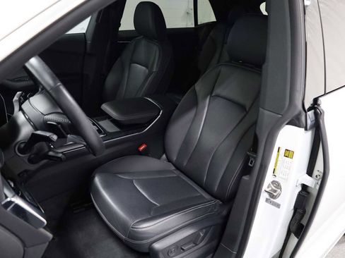 Used 2019 Audi Q8 Premium Plus image 5