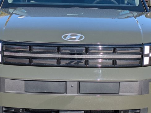 Used 2024 Hyundai Santa Fe Limited image 10