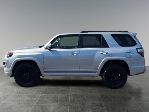 Used 2022 Toyota 4Runner TRD Sport image 4