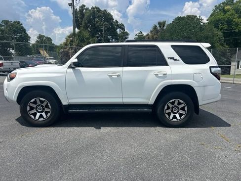 Used 2021 Toyota 4Runner TRD Off-Road AWD/4WD image 2