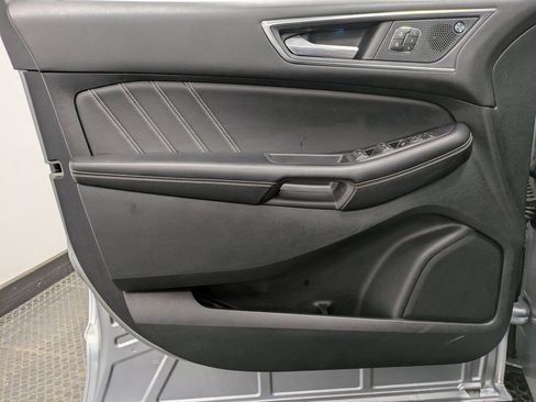 Used 2022 Ford Edge ST w/ Equipment Group 401A image 8