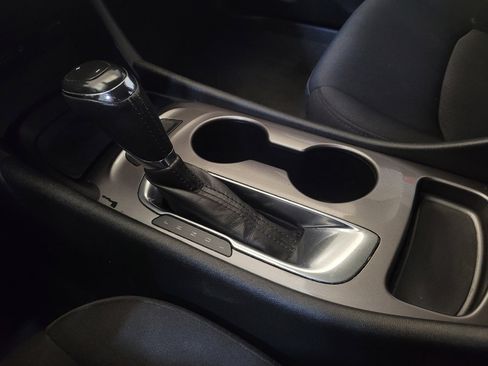 Used 2020 Chevrolet Malibu RS image 26