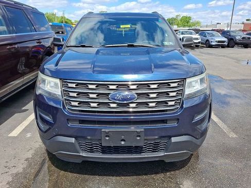 Used 2016 Ford Explorer 4WD image 2