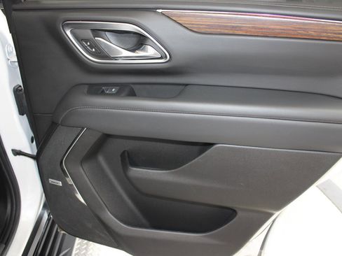 Used 2024 Chevrolet Tahoe High Country image 23