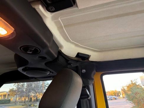 Used 2011 Jeep Wrangler Sport AWD/4WD image 28
