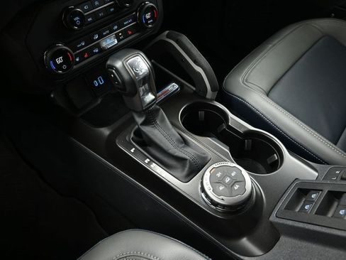Used 2021 Ford Bronco First Edition AWD/4WD image 21