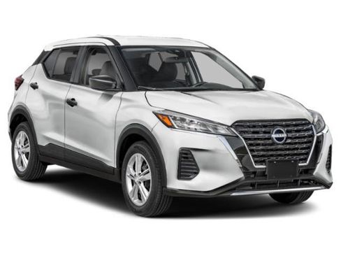 Used 2024 Nissan Kicks S FWD image 9