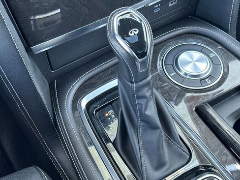 Used 2023 INFINITI QX80 Luxe w/ Cargo Package image 22