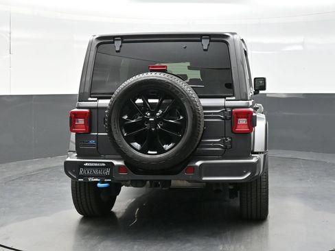 Used 2021 Jeep Wrangler Unlimited Sahara AWD/4WD image 6