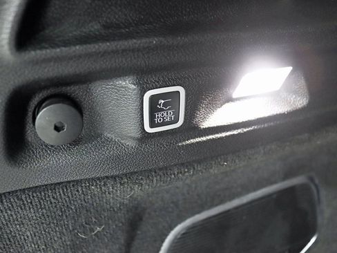 Used 2021 Jeep Grand Cherokee L Overland w/ Luxury Tech Group IV image 41