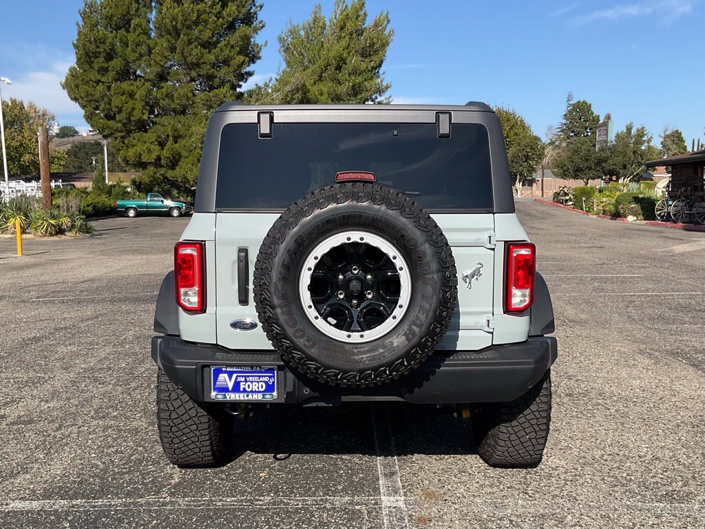 Certified 2024 Ford Bronco Black Diamond w/ Sasquatch Package AWD/4WD image 5