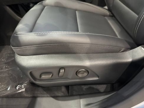 New 2026 GMC Terrain Elevation w/ Elevation Premium Package AWD/4WD image 25