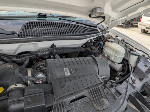 Used 2014 Chevrolet Express 2500 LT w/ LT Preferred Equipment Group RWD image 24