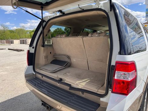 Used 2011 Ford Expedition XLT w/ 201A Rapid Spec Order Code RWD image 19