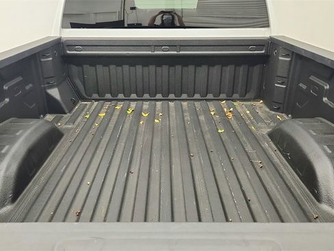 Used 2022 Chevrolet Silverado 2500 LT w/ Convenience Package image 35