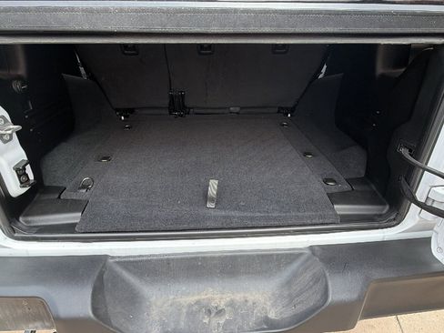 Used 2021 Jeep Wrangler Unlimited Sport image 13